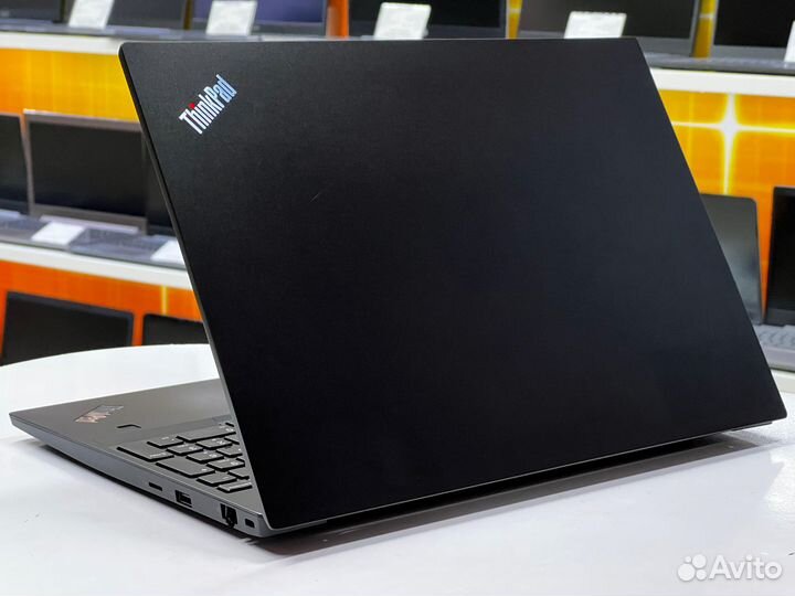 Ноутбук Lenovo ThinkPad 15.6