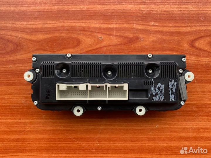 Переключатель печки Vw Golf 5 BKC 2004
