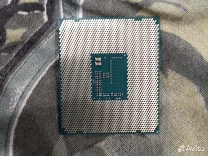 Процессор Intel Xeon E5-2630v3