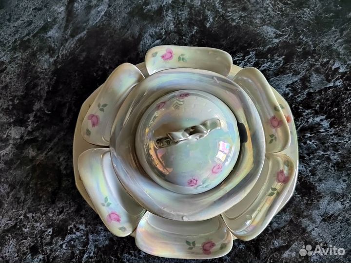 Менажница фарфоровая с перламутром Голландия