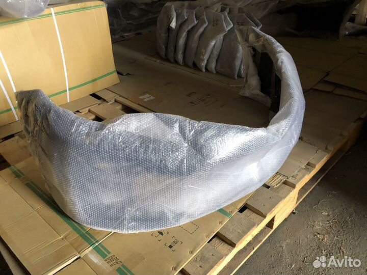 Передний Бампер Camry 70-75