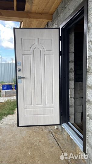 Дверь уличная с двойным Терморазрывом
