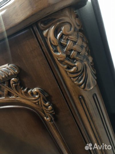 Трюмо старинное с зеркалом