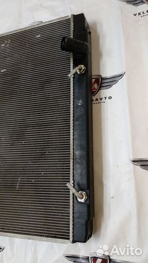 Радиатор охлаждения Toyota Land Cruiser 2007-2021г