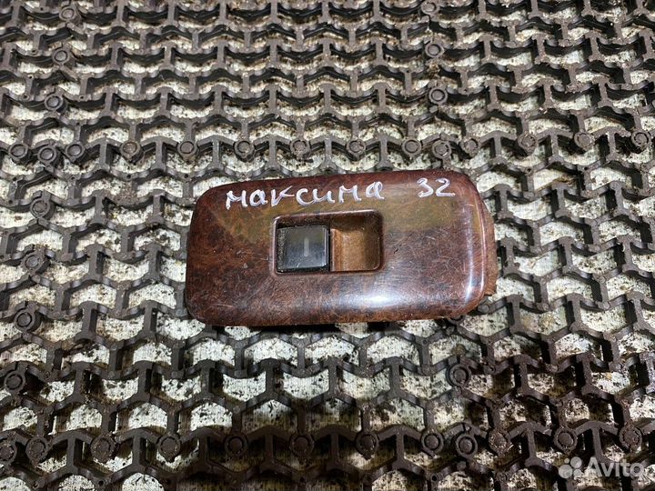 Кнопка стеклоподъемника Максима 32 Nissan Maxima