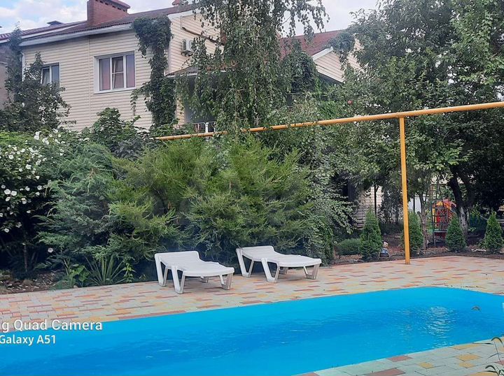 Дом 240 м² на участке 10 сот.