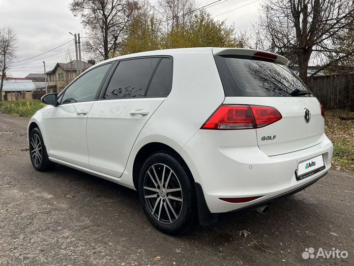 Volkswagen Golf 1.6 AT, 2015, 64 000 км