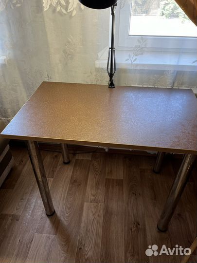 Кухонный стол бу