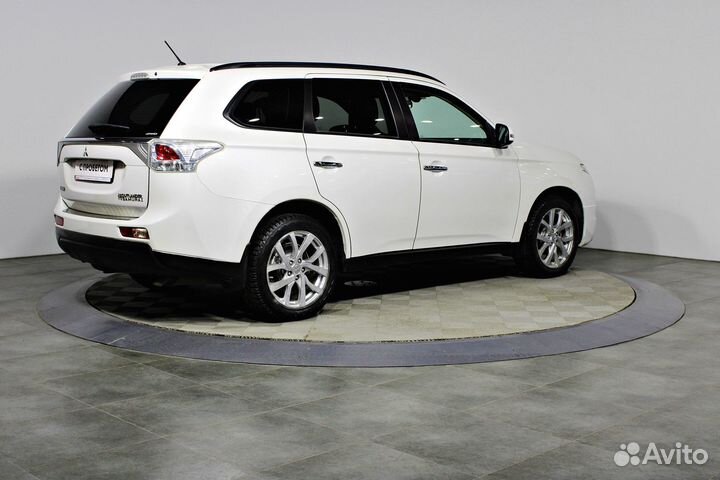 Mitsubishi Outlander 2.4 CVT, 2013, 113 153 км