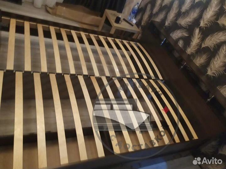 Кровать двуспальная