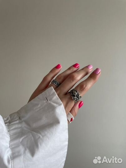 Маникюр,педикюр,наращивание ногтей