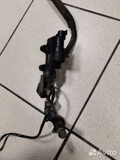 Задний тормозной цилиндр Honda gl1500 gold wing