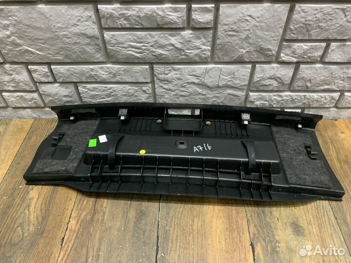 Skoda Octavia A7 Обшивка багажника