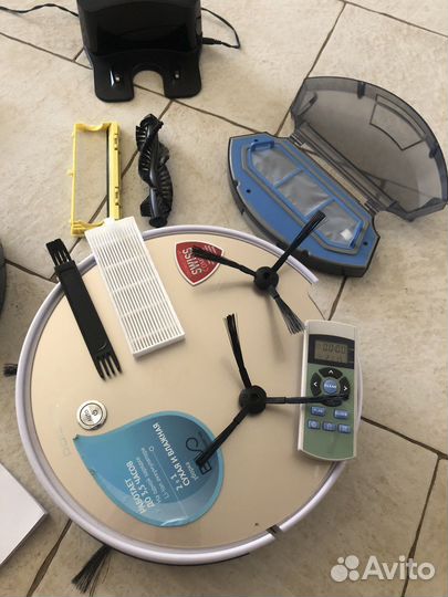 Робот пылесос polaris pvcr 0726W