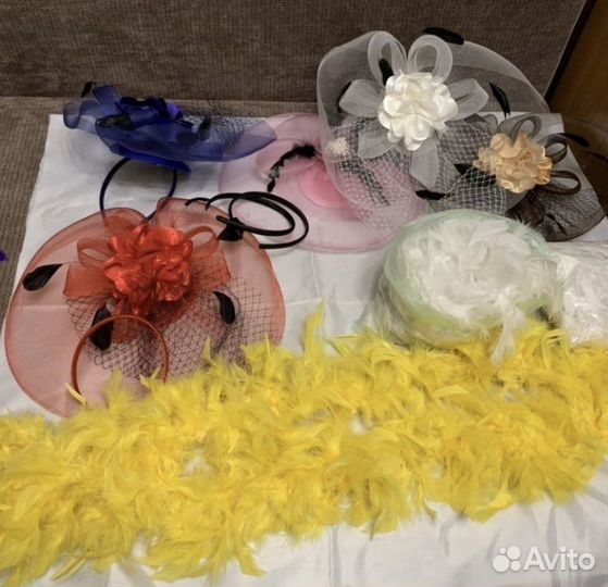 Шляпки, Веер из перьев, боа, перчатки бальные