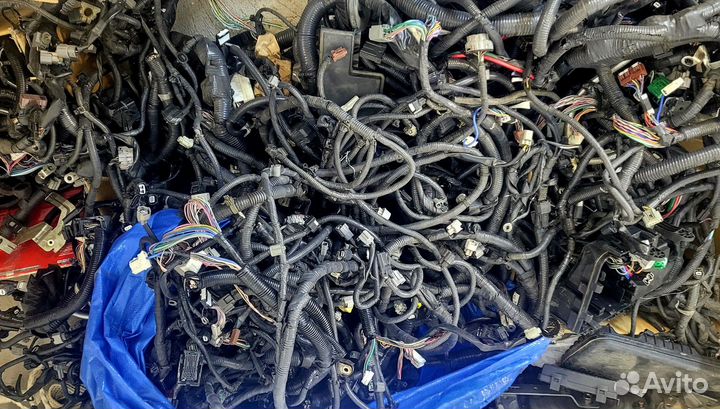 Проводка двс разьемы Nissan X-Trail32 Qashqai J11