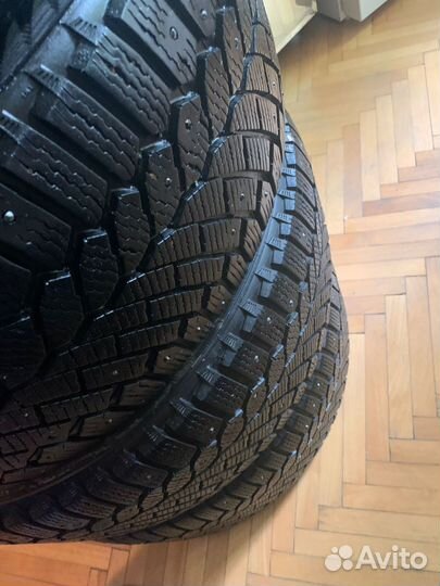 Gislaved Nord Frost 200 235/45 R18 98M