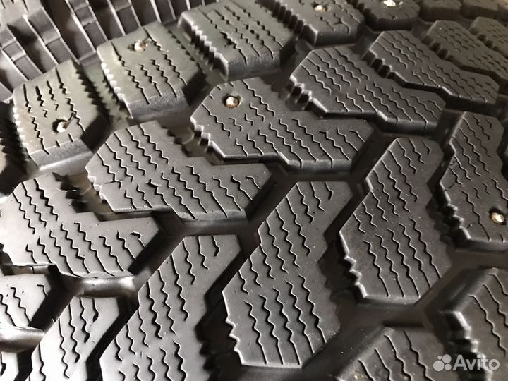 Yokohama Ice Guard Stud IG55 215/60 R17 96Q