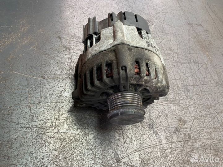 Генератор Audi A7 седан cduc 2010