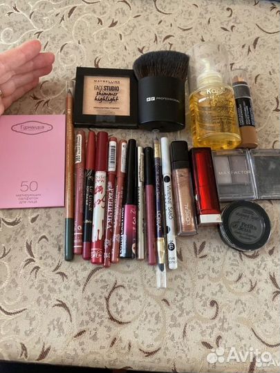 Набор косметики пакетом