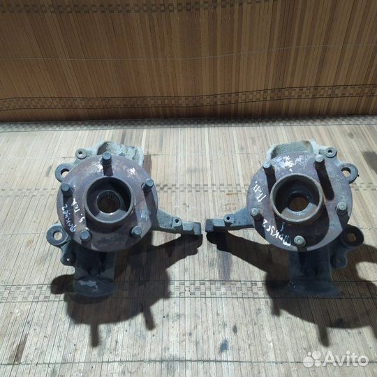 Кулак поворотный передний левый Ford Focus 2