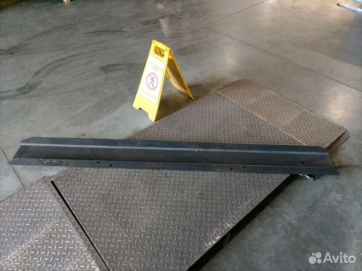 Бампер Урал 4320