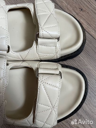 Новые Сандалии босоножки кожаные 39