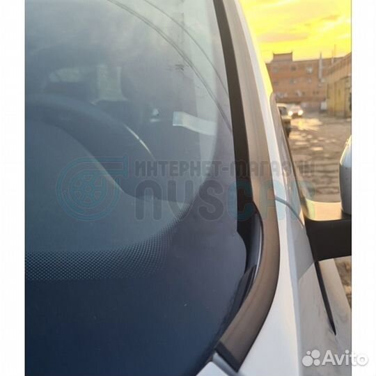 Водостоки лобового стекла Stels (90 см)