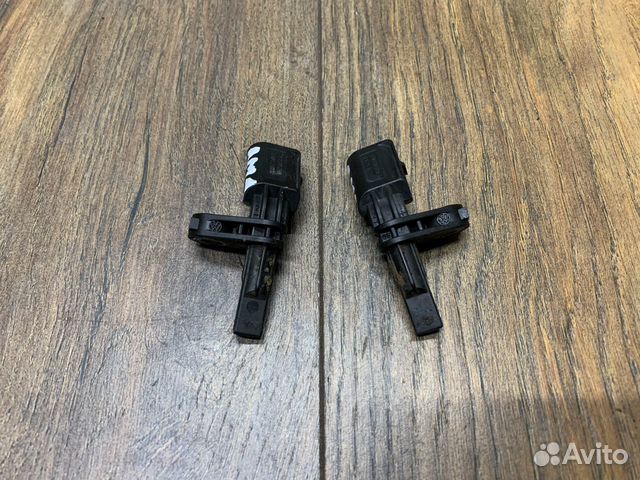 Volkswagen Amarok Датчик ABS передний LH RH