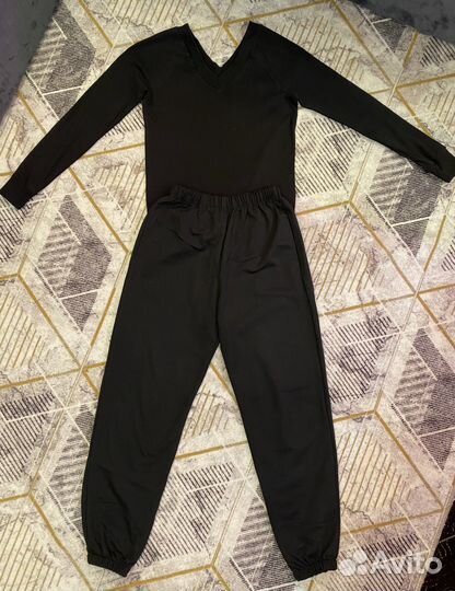 Спортивный костюм женский