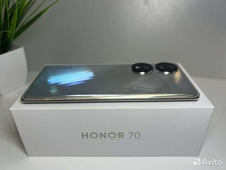 HONOR 70, 8/256 ГБ