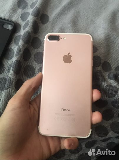 Телефон iPhone 7 plus