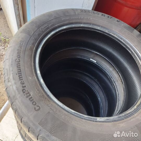Continental ContiPremierContact 225/60 R17