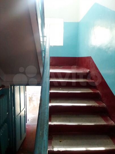 2-к. квартира, 42 м², 3/3 эт.