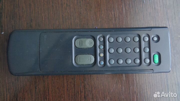 Продам пульт на телевизор sony
