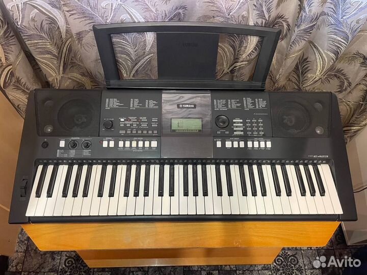 Синтезатор yamaha psr E423