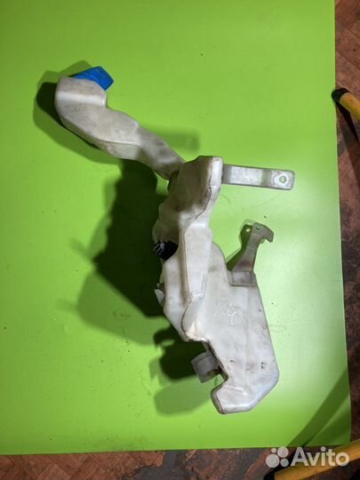 Бачок омывателя VW Passat B5,B5+