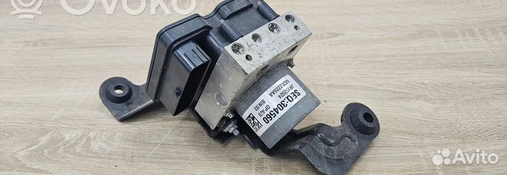 Блок абс, P68352226AA Chrysler Pacifica 2017- года