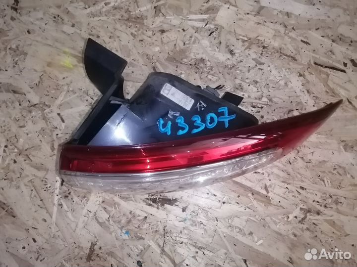 Фонарь угловой наружный правый Ford Mondeo 4 седан