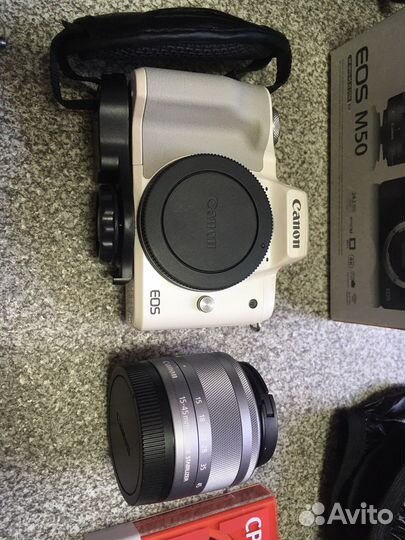 Фотоаппарат (камера, фотокамера) Canon M50