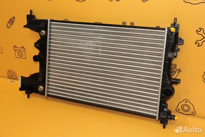 Радиатор двс АКПП Chevrolet Cruze 09 - 16
