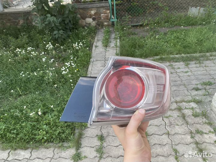 Фонарь задний правый Mazda 3 BL