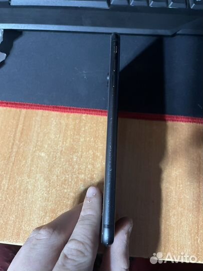 iPhone 8 Plus, 64 ГБ
