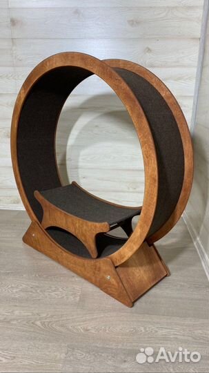 Беговое колесо для кошек и лежанка-когтеточка