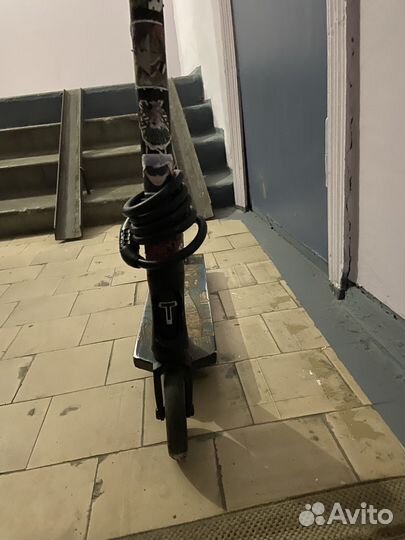 Трюковой самокат zorg21