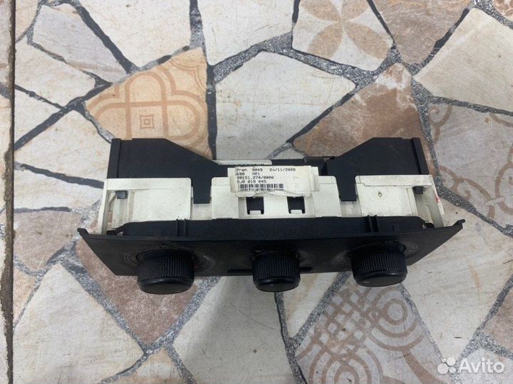 Блок управления печкой Skoda Fabia хэтчбэк 1.4 BXW