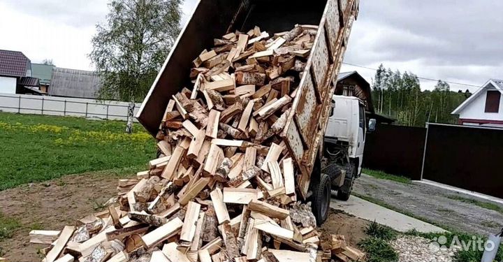 Дрова подсушенные