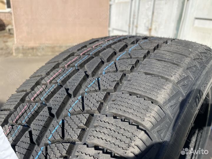 DoubleStar DW02 245/40 R20 и 275/35 R20 99T