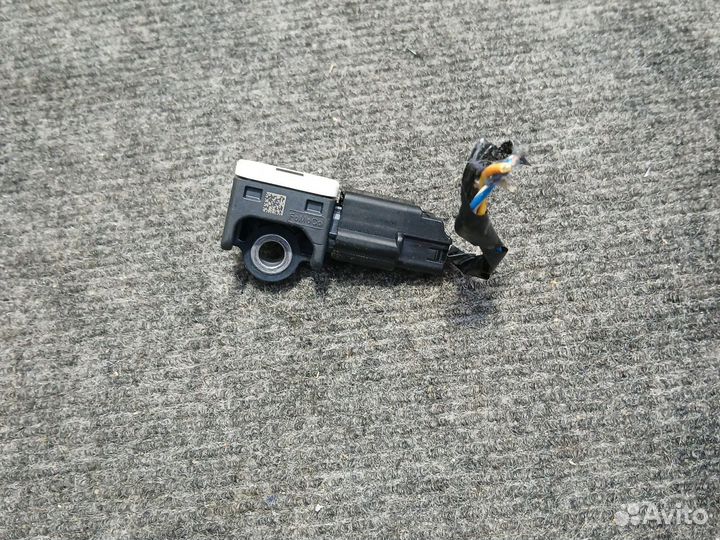 Датчик AirBag Ford AM5T-14B342-AA