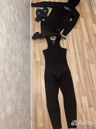 Гидрокостюм мужской 5 мм